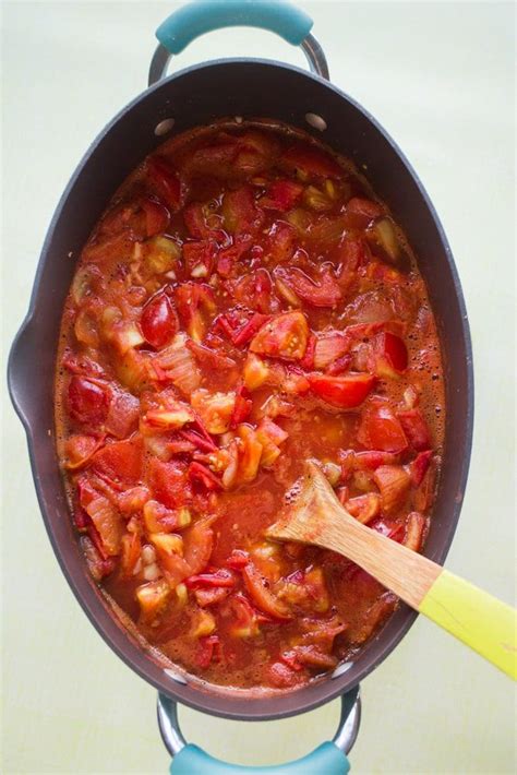 Roma Tomato Sauce Recipe - Easy Made With Fresh Tomatoes! | Recipe | Roma tomato recipes, Tomato ...