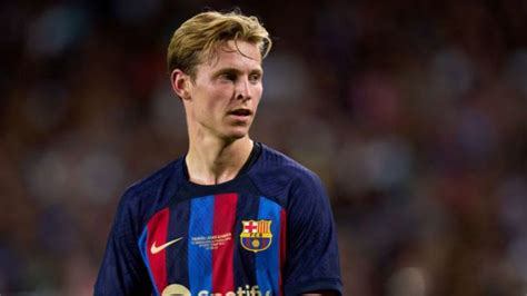 Frenkie de Jong to reject Barcelona exit in 2023 - Football España