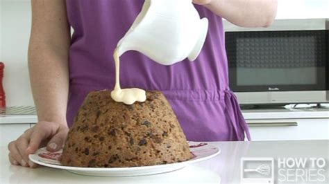 Making microwave Christmas pudding | The Advertiser