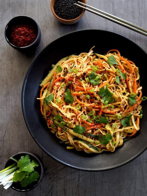 Vegan Noodles with Peanut Sauce - The Vegan Soprano