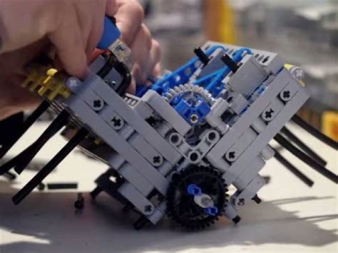 Small V8 engine made from Lego works on compressed air