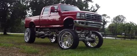 22-In Lifted Ford F-250 Rides on Billet 30s and 42s Like an Entertainer ...