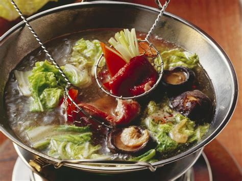 Chinese Hot Pot Recipe | EatSmarter