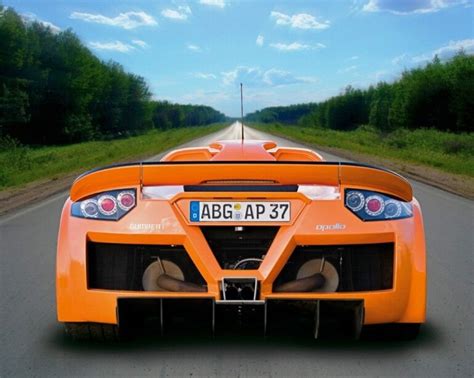 Gumpert Apollo