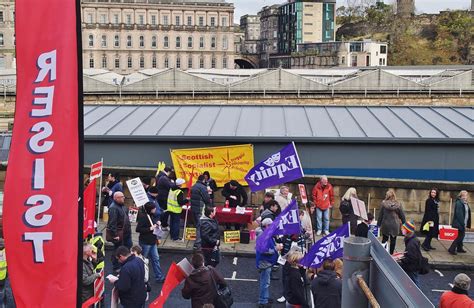 STUC Demo against Cuts | The Scottish Socialist Party set up… | Flickr