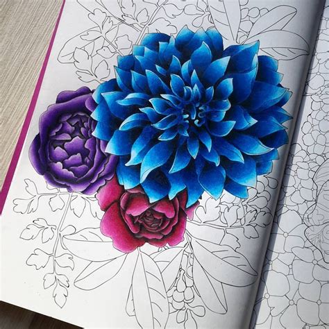 💙 Fleurs 💙 WIP with my Prismacolor pencils :) #arttherapie #fleurs #flowers #artthera ...