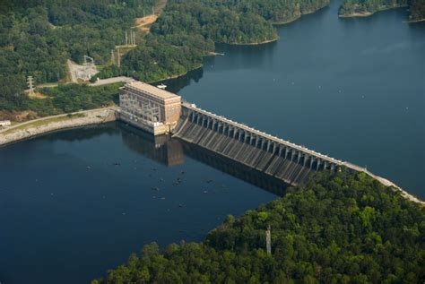 Photo: Lay Lake Dam