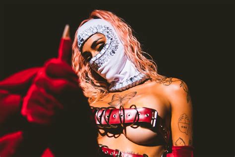 "Reverse": Azzy está de volta com detroit ousado e contagiante • Rap Dab - Tudo Sobre Rap Nacional