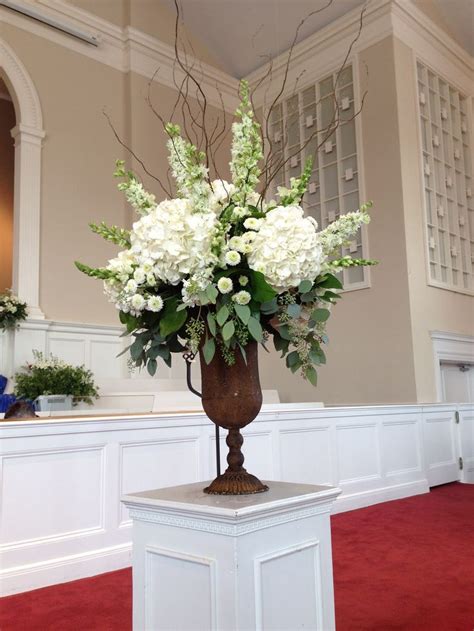 Hydrangea Arrangements for Church Weddings | visit lisafosterdesign com ...