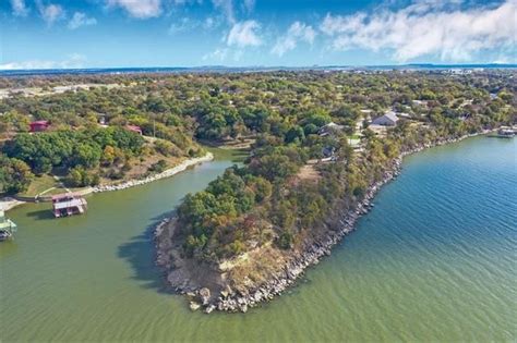 Lake Bridgeport, TX Real Estate - Lake Bridgeport Homes for Sale | realtor.com®