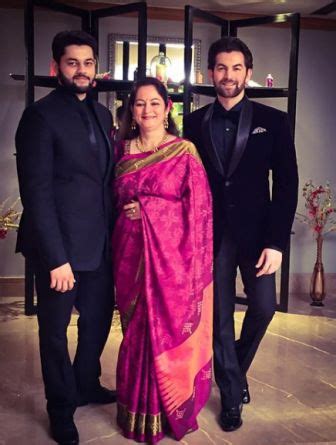 Nitin Mukesh Age, Wife, Children, Family, Biography & More » StarsUnfolded