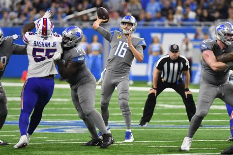 Goff Shines, Williams Makes Debut for Detroit Lions - Woodward Sports Network