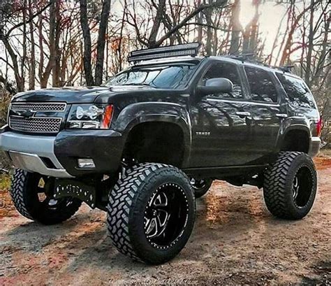 Pin by CUSTOMCLINE on TRUCKS | Chevy tahoe, Lifted chevy trucks, Lifted ...