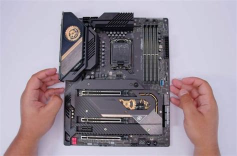 13 BEST Motherboards for i9-12900K: DDR4 & DDR5 - Tech4Gamers