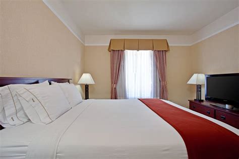 HOLIDAY INN EXPRESS & SUITES SAN DIMAS, AN IHG HOTEL $130 ($̶1̶4̶8̶) - Updated 2023 Prices ...