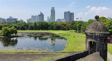 Manila Free Tour: Exploring Intramuros - Manila | FREETOUR.com