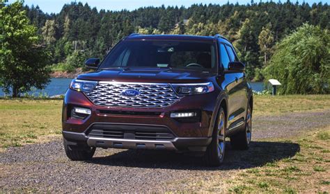 2020 Ford Explorer Platinum: Live Photo Gallery