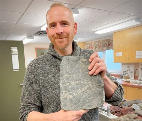 Fossilized tracks of rare 320-million-year-old animal found in Cape Breton | CBC News - Daily ...