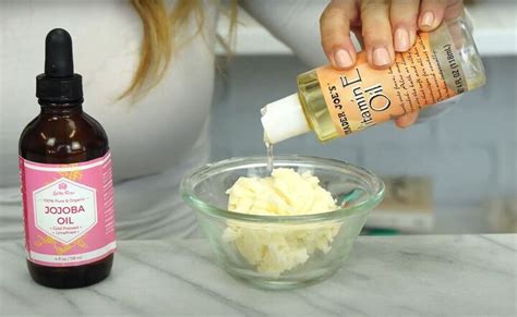 How to DIY a Super Easy Homemade Winter Moisturizer for Dry Skin | Upstyle