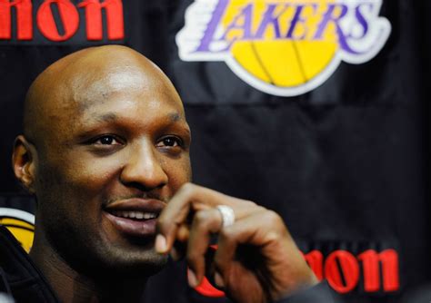 Lamar Odom Announces Return To Pro Basketball: Report