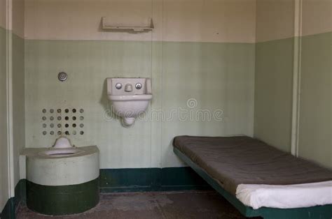 Standard Alcatraz Jail Cell Stock Image - Image of alcatraz, individual ...