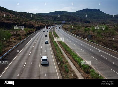 The Mumbai Pune Expressway, India Stock Photo - Alamy