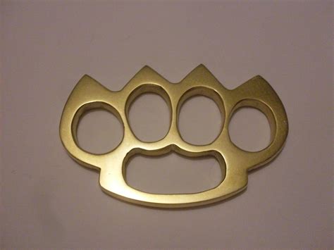 WeaponCollector's Knuckle Duster and Weapon Blog: Homemade Solid Brass Knuckle Duster