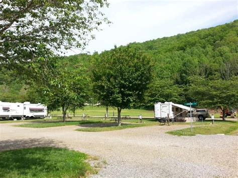 Cross Creek RV Park in Maggie Valley North Carolina2 | Campground Views