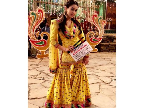 Sara Ali Khan Kedarnath Look Sweetheart Song Photoshoot - Boldsky.com