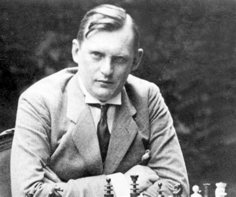 Alexander Alekhine Biography - Facts, Childhood, Family Life & Achievements