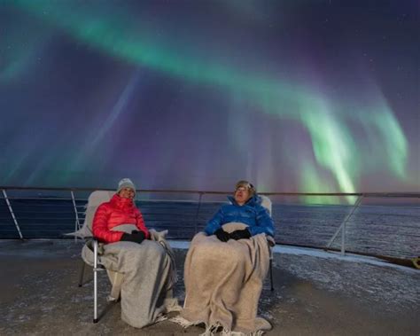 Top Reasons for Northern Lights Cruise | Hurtigruten US