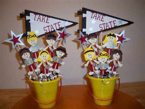 CHEERLEADER BIRTHDAY PARTY theme centerpiece by BeyondBalloons | Cheer birthday party ...