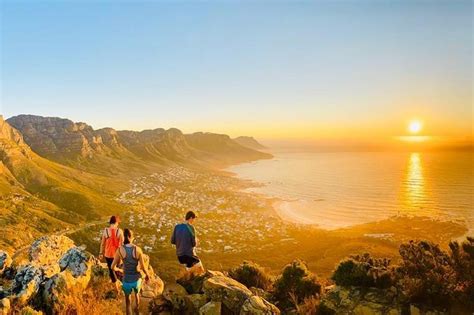 Cape Town: Lion's Head Sunset Hike 2023