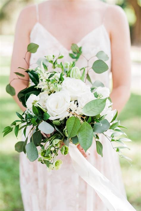 Swoon-Worthy Charleston Wedding with Spanish Moss | Wedding, Relaxed ...