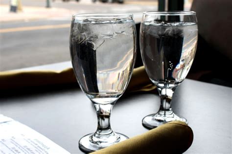 Free picture: water, glasses, restaurant, table