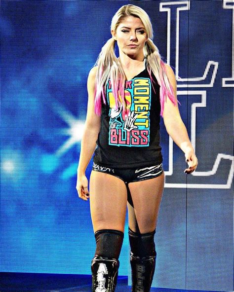 Pin on DIVAS WWE | Wrestling outfits, Wwe outfits, Slacks for women