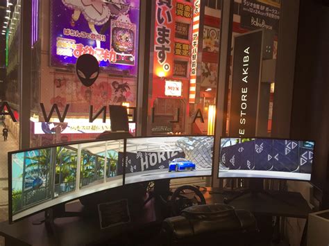 This setup at the Alienware store in Akihabara Japan. | Alienware ...