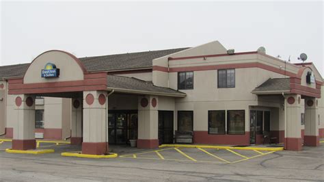 Liberty Hotel Sells for $2.4M - Business Journal Daily | The Youngstown Publishing Company