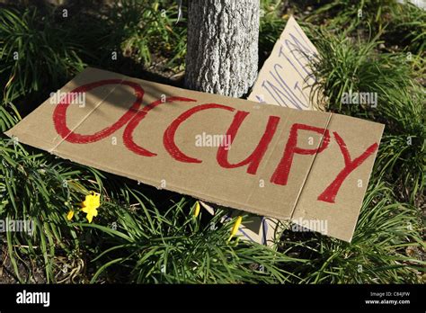 Street protest hi-res stock photography and images - Alamy