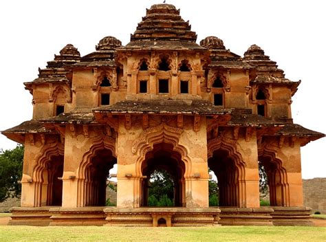 Lotus Mahal in Hampi - Of Grandeur and History | Karnataka.com