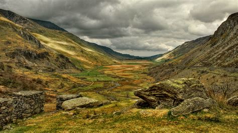 Nant Ffrancon Valley, Snowdonia | This is a spectacular U-sh… | Flickr