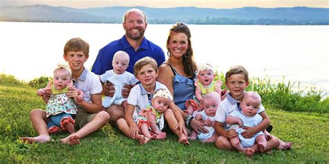 10 Things You Didn’t Know about Sweet Home Sextuplets - TVovermind