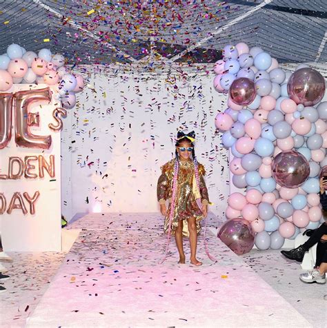 Beyoncé: | Beyonce birthday, Gold birthday party, Blue ivy