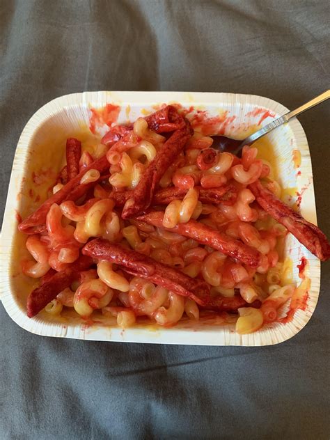 Takis and Mac n cheese, an incredible combo : r/shittyfoodporn