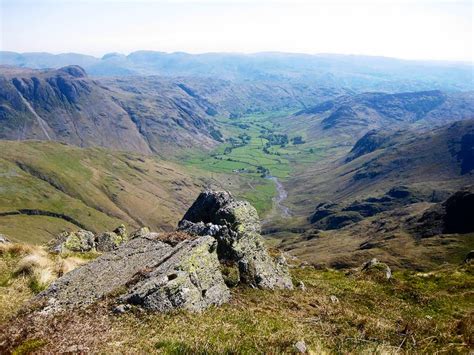 Looking down Great Langdale : Photos, Diagrams & Topos : SummitPost