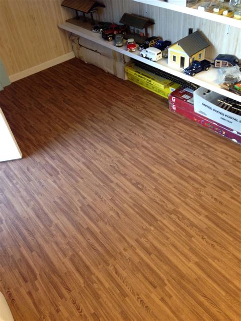 Waterproof Interlocking Reversible Wood Grain Floor Foam Tiles | Foam tiles, Interlocking ...