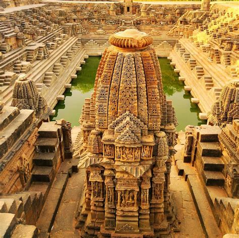 Modhera: Adentrarse en el Templo del Sol en Gujarat