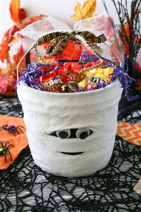 Pin by Nena Riddlespur on party ideas | Halloween baskets, Halloween ...