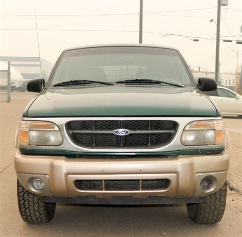 2000 FORD EXPLORER EDDIE BAUER - Kastner Auctions