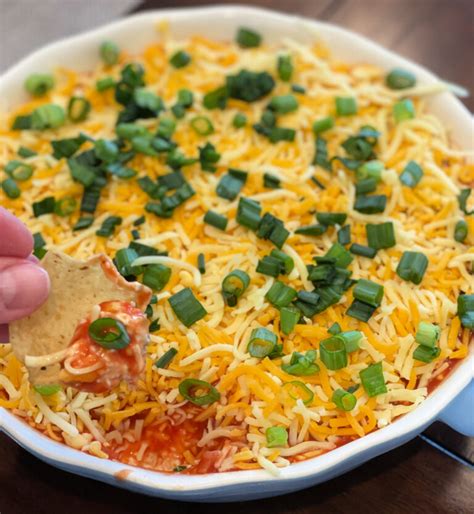 Easy Layered Nacho Dip - The Cookin Chicks